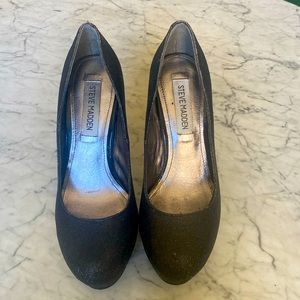 Sparking black heels STEVE MADDEN dance the night away